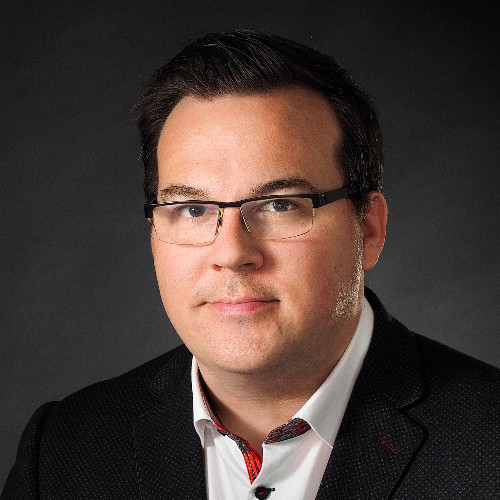 Ryan Crowle headshot